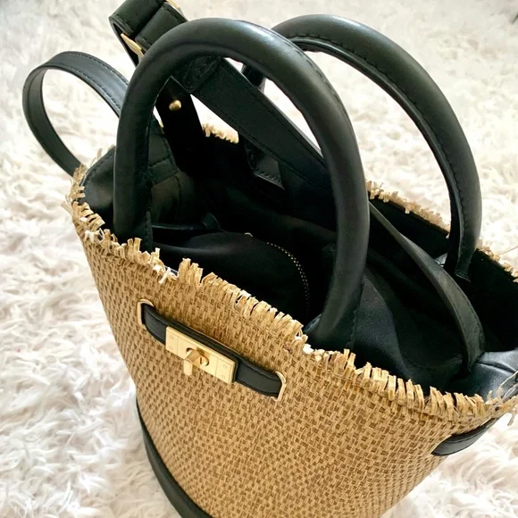 Bucket bag - Picture 2 of 2